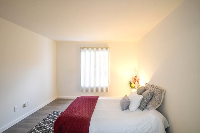 Building Photo - 800 Brook Dr