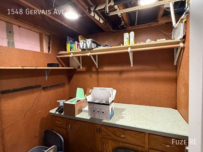 Building Photo - 1548 Gervais Ave E