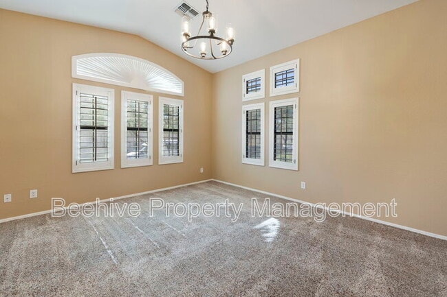 Building Photo - 2314 W Jake Haven