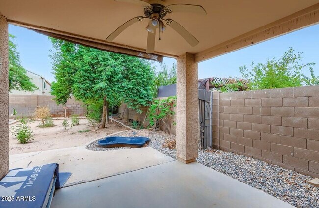 Building Photo - 21098 N Alexis Ave