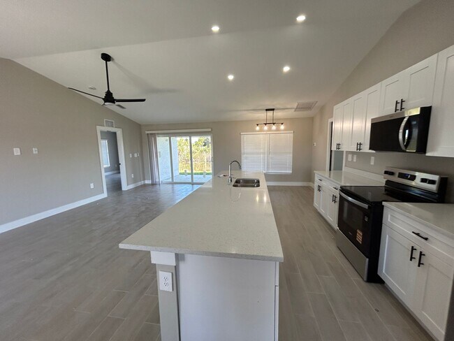 Building Photo - Brand New Construction 4/3