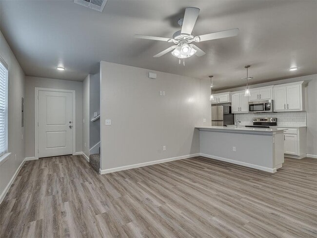 Building Photo - 12005 Rhya Ln