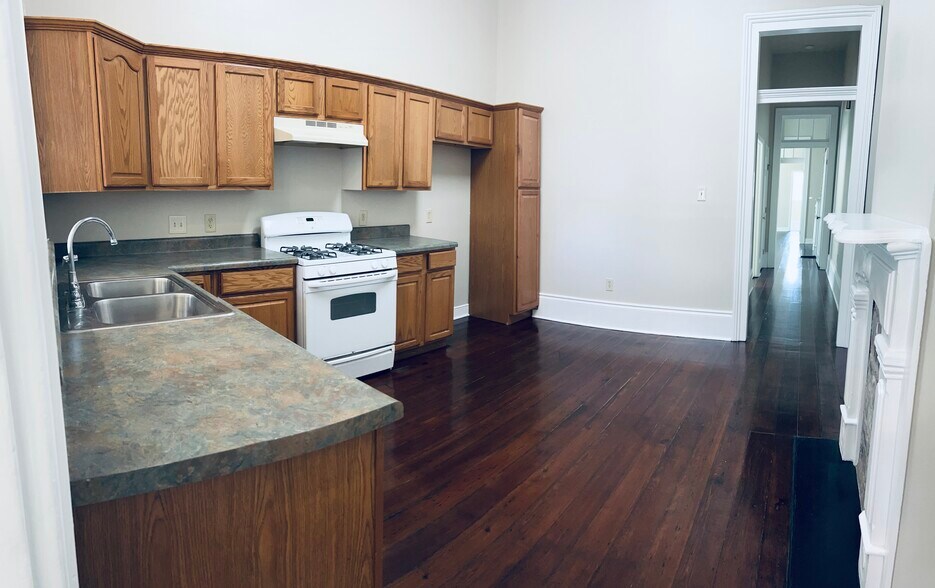 Kitchen 2 - 323 Elmira Ave