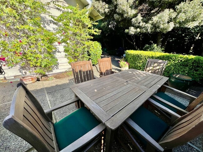 Building Photo - Charming and Accommodating Carmel-by-the-Sea Home coming soon!