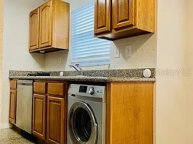 Building Photo - 212 S Church Ave