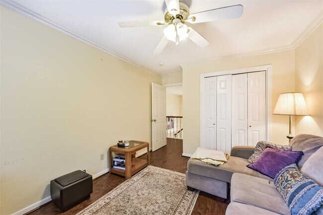 Building Photo - 1306 N Gabriel River Cir