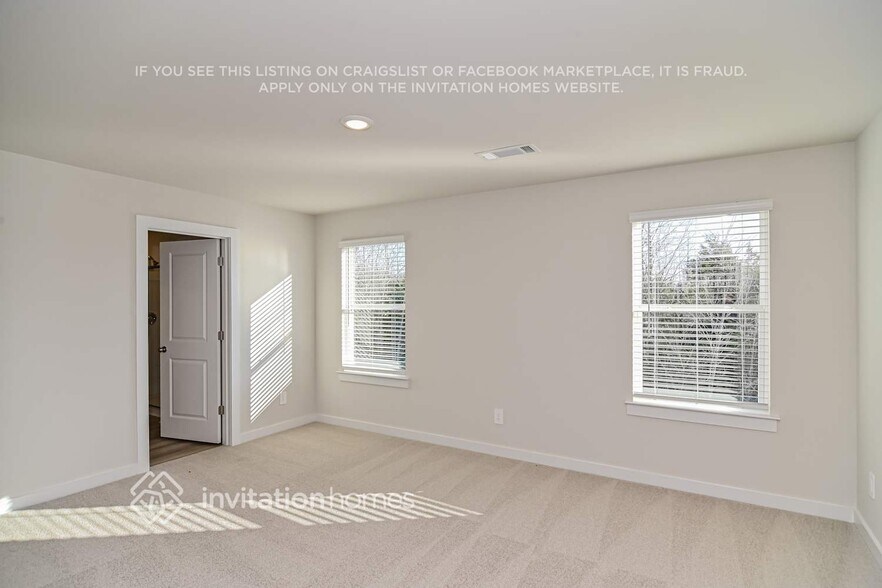 Building Photo - 1347 Bluffton Cir