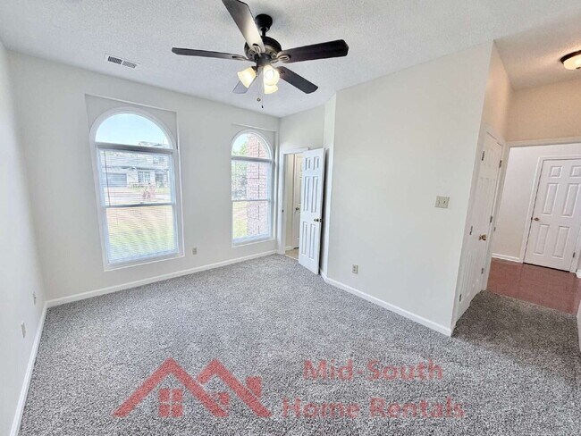 Building Photo - 8971 Meaghan Dr
