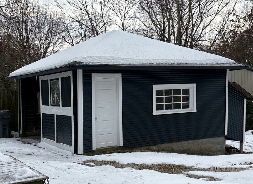 Building Photo - 1018 Pearl St