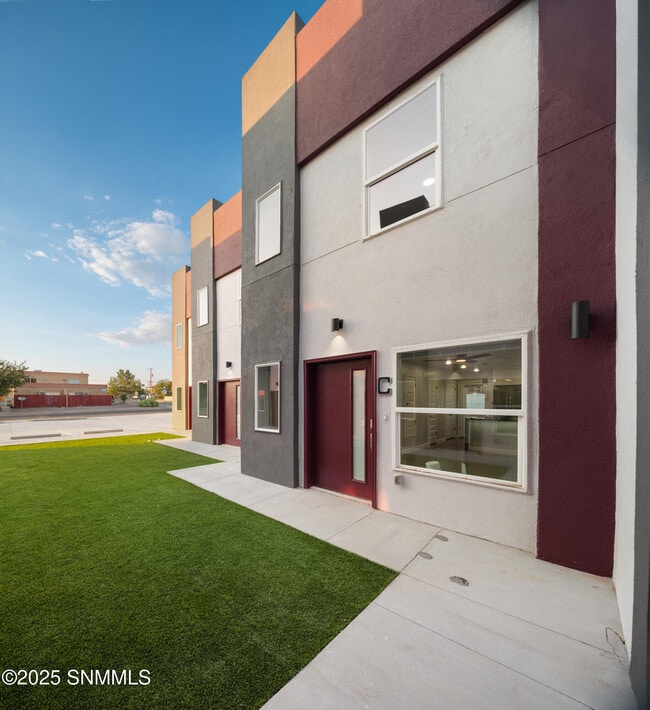 Building Photo - 1390 Monte Vista Ave
