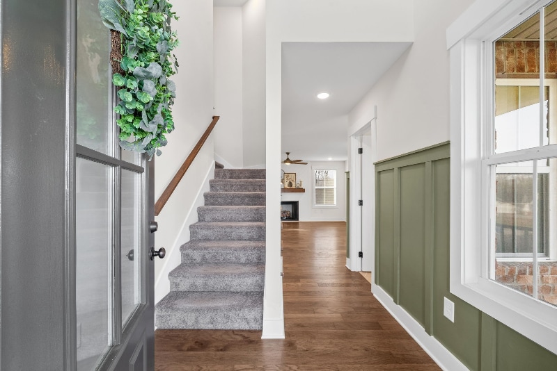 Building Photo - 361 Frontier Dr