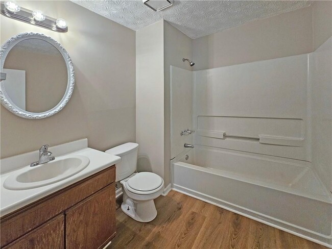 Building Photo - 7080 Greenbower Ln