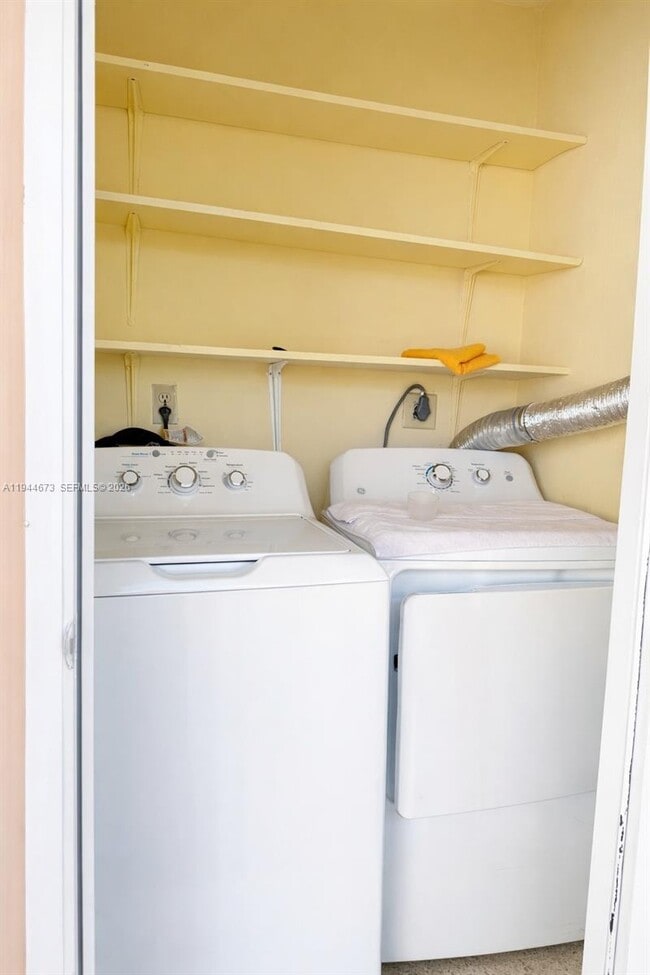 Building Photo - 11333 SW 7th Terrace