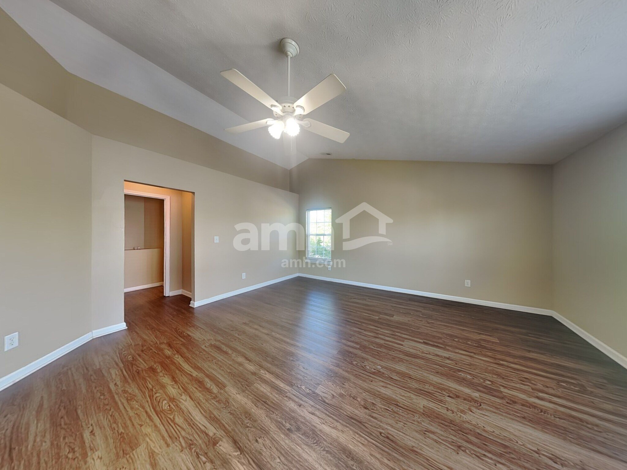 Building Photo - 5940 W Nautica Blvd