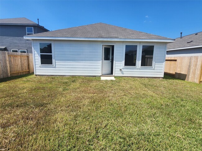 Building Photo - 14804 N Ascot Bnd Cir