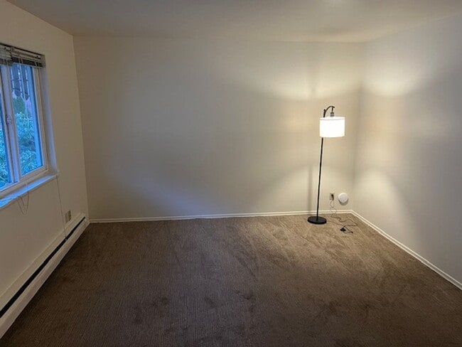 Interior Photo - 3605 Apartments