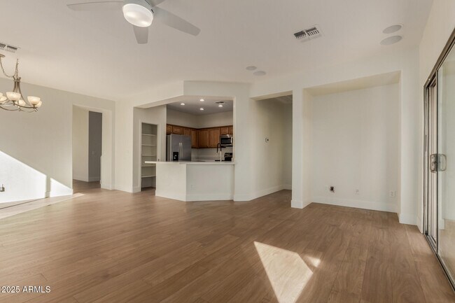 Building Photo - 40809 N Raleigh Ct