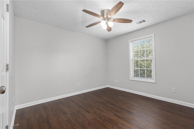 Building Photo - 1616 Amhearst Oaks Ct