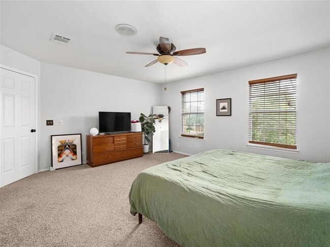Building Photo - 6630 Hillside Terrace Dr