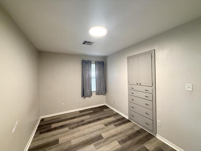 Building Photo - 2843 Kaylin Dr