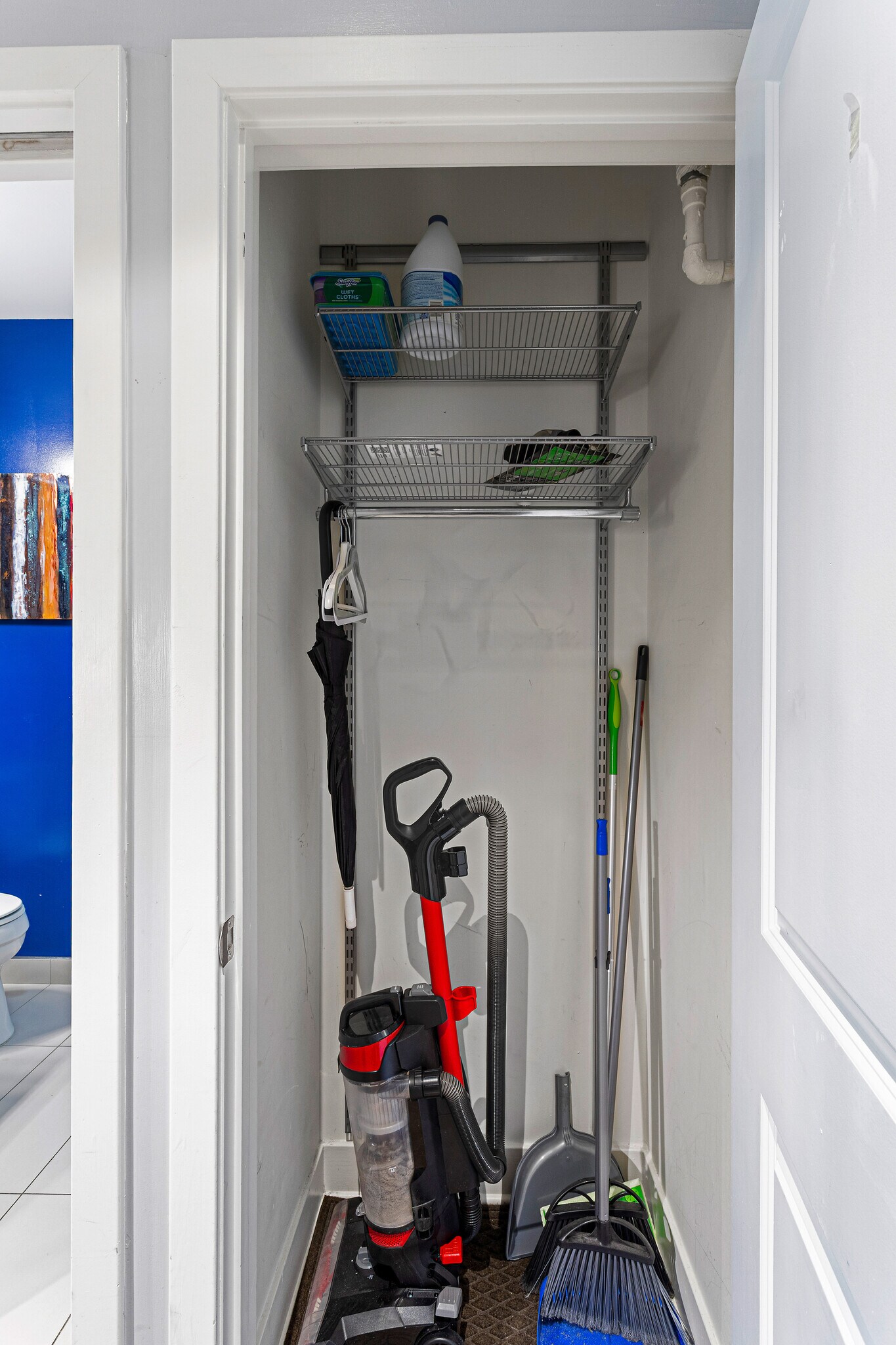 Building Photo - 2550 17th St NW