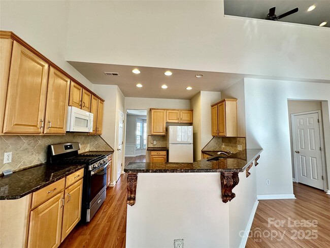 Building Photo - 14119 Eldon Dr