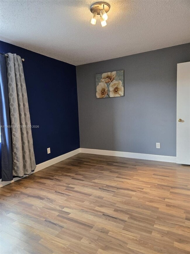 Building Photo - 821 NW 130th Ave