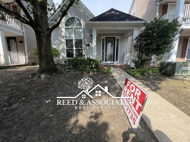 Primary Photo - 3 Bedroom in Mud Island!