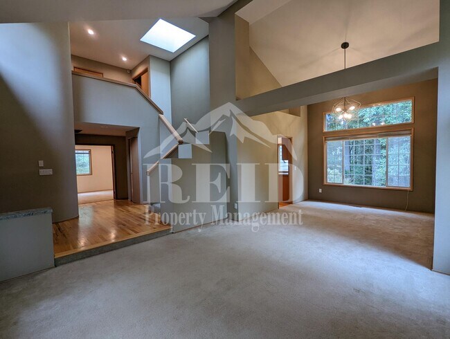 Building Photo - 7027 Killeen Pl SW