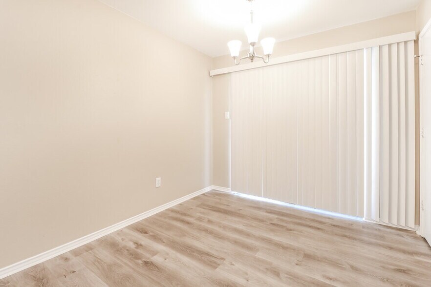 Building Photo - 13710 Merseyside Dr