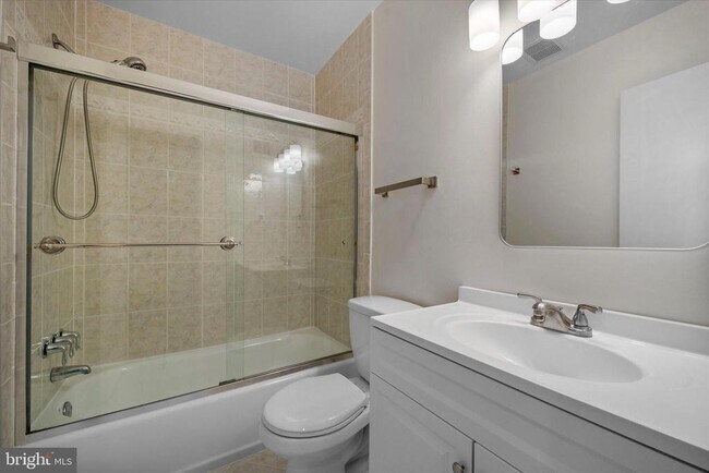 Building Photo - 10276 Arizona Cir