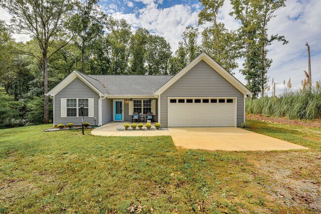 Building Photo - 4313 Crow Rd
