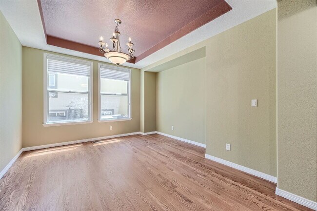 Building Photo - Five Bedroom Executive Home in the Desirable Firelight Subdivision of Highlands Ranch