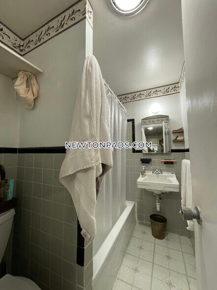 Building Photo - 99 Jackson Rd