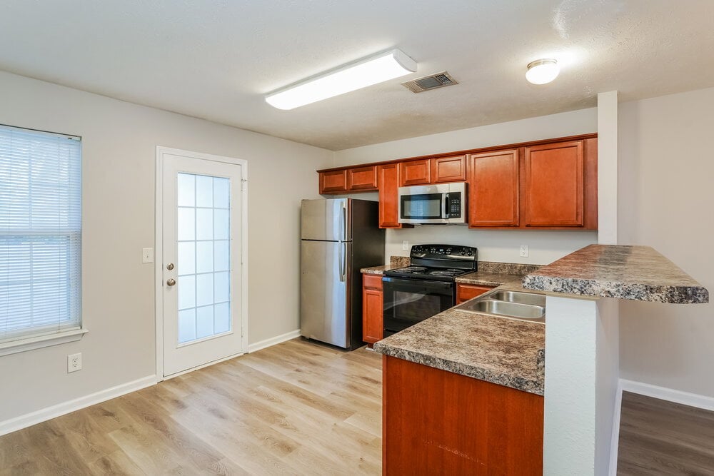Building Photo - 8028 Logan Dr