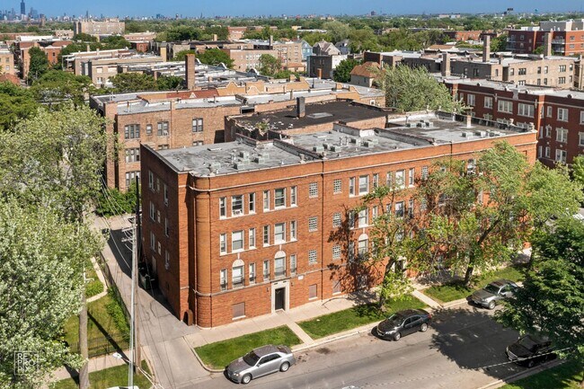 Building Photo - 5732-5734 W Washington Blvd