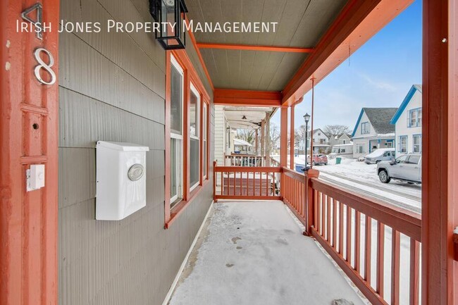 Building Photo - 48 Boyd St