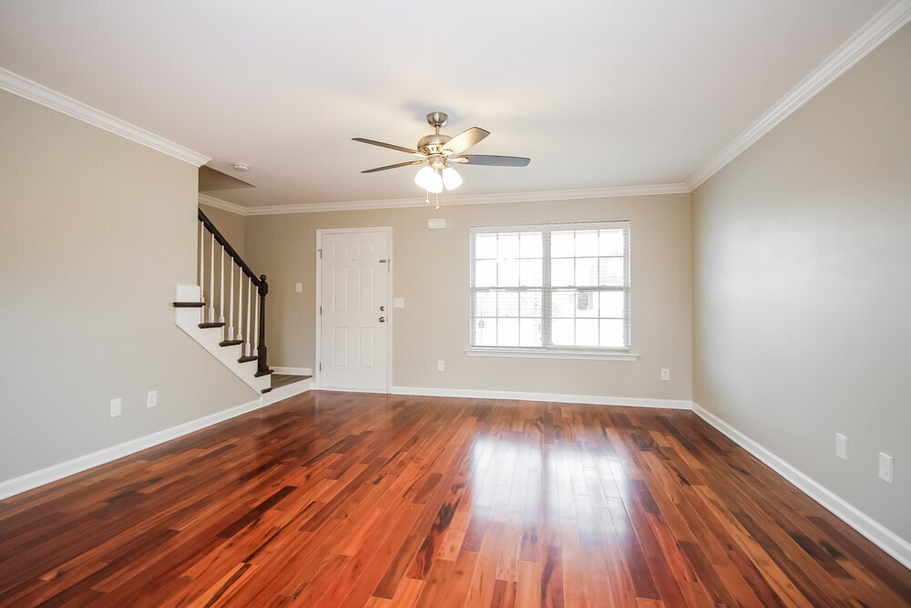 Building Photo - 3002 Aruna Ct