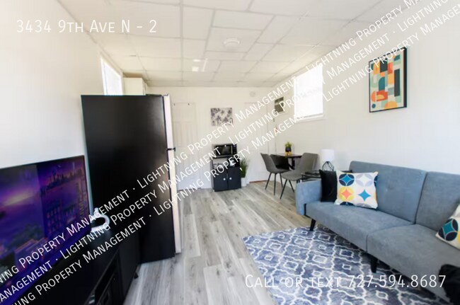 Building Photo - 3434 9th Ave N