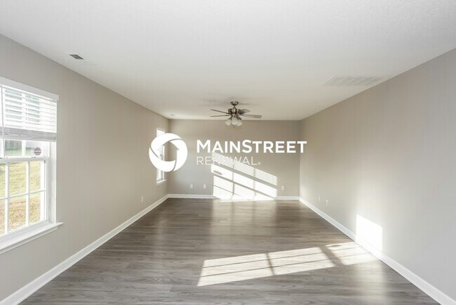 Building Photo - 3 Bedroom Pet-Friendly Home in Charlotte, ...