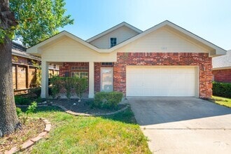 Building Photo - 1302 San Miguel Dr