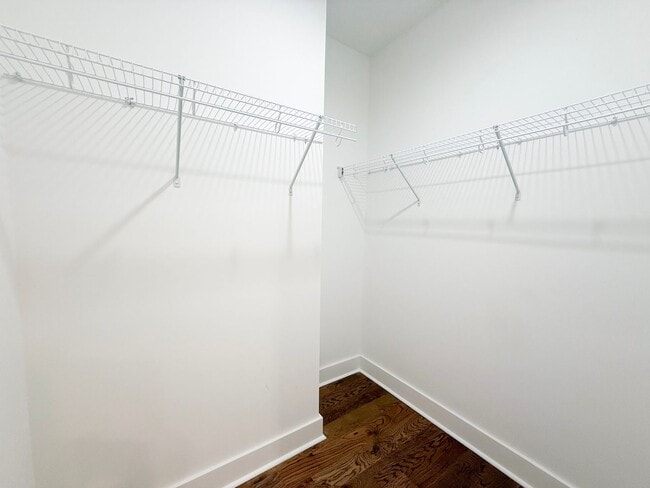 Building Photo - 4-Bedroom HOA Home with Pool Access Near Downtown Cookeville