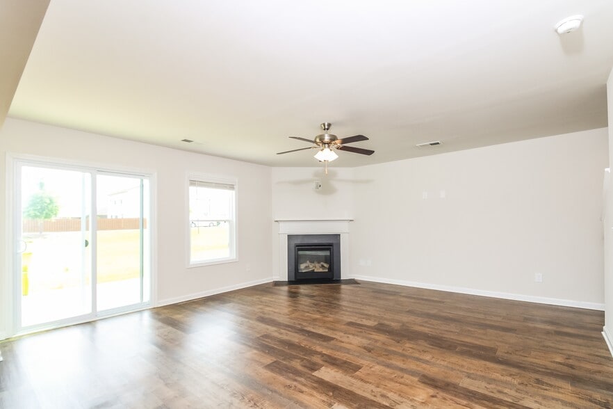 Building Photo - 174 Wahoo Cir