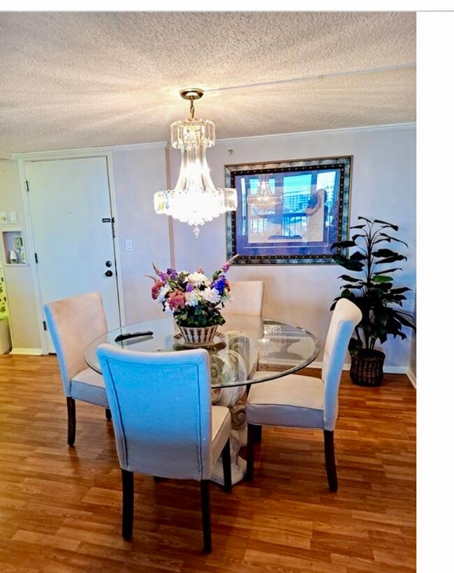 Building Photo - 255 Dolphin Point