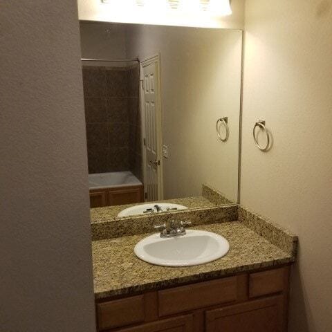 Building Photo - 568 N Longfellow Ln