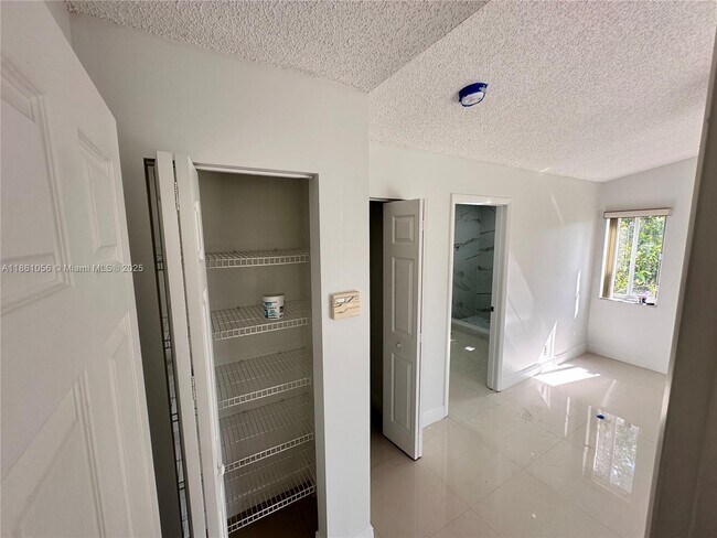 Building Photo - 4366 Mahogany Ridge Dr