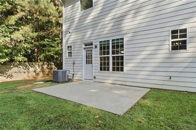 Building Photo - 218 Ranier Ct.