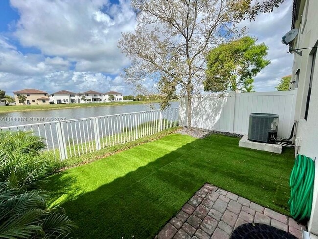 Building Photo - 9370 W 34th Ct