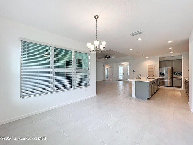 Building Photo - 414 Loymer Cir