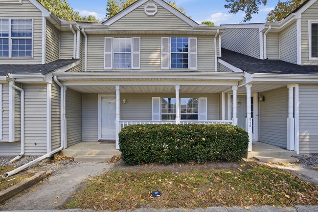 Building Photo - 55 Treasure Key